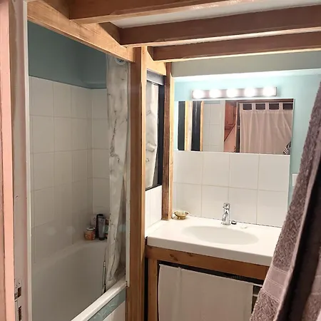 Typique Lillois Apartment